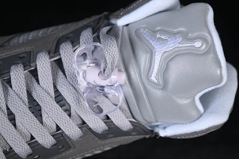 All categories Air Jordan Jordan series basketball shoes Air Jordan 5 Z version Air Jordan 5 "Wolf Grey" AJ5 Joe 5 Wolf Gray basketball shoes DD0587-002